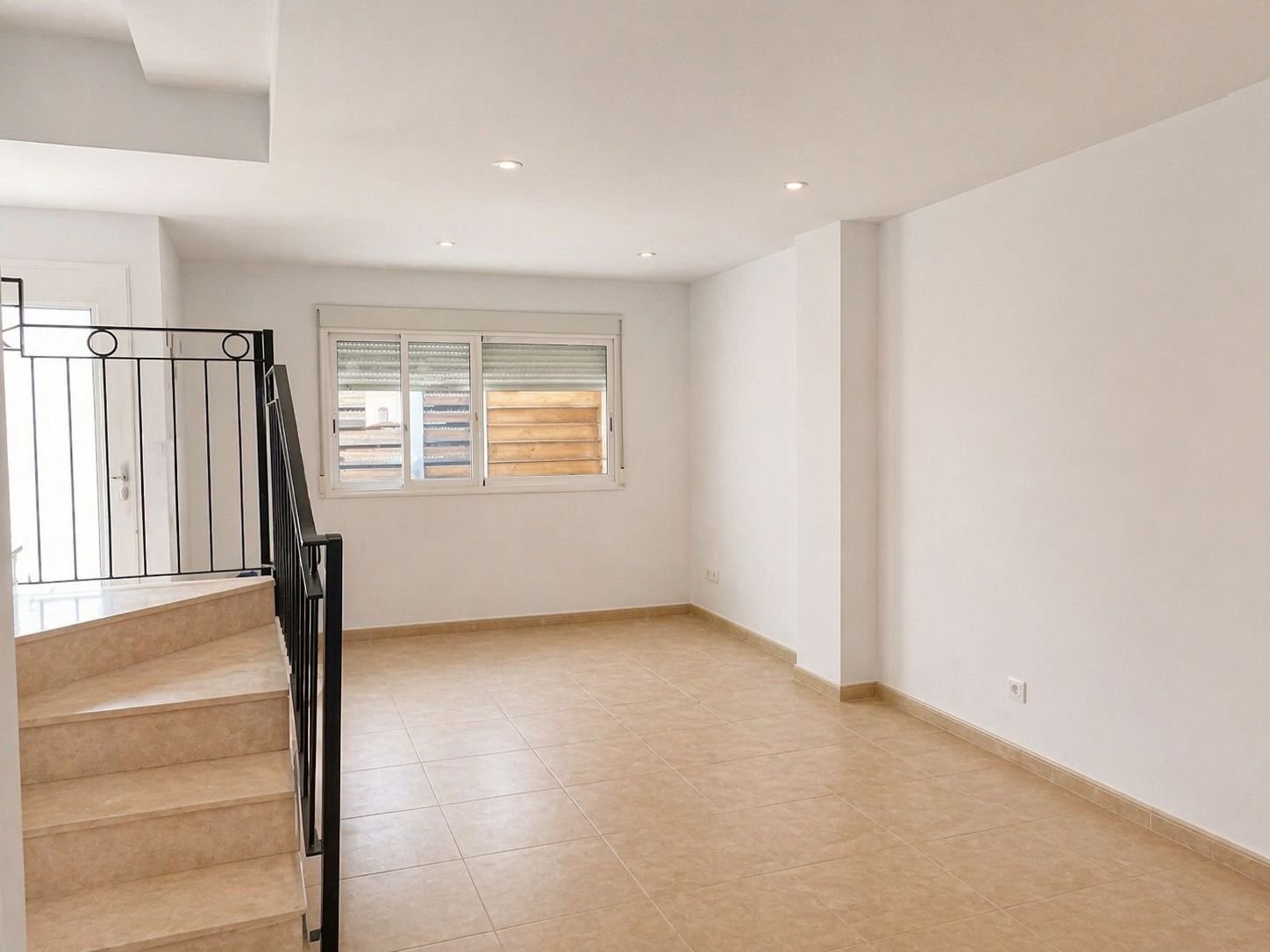 Casa Adosada en Massalavés, Valencia