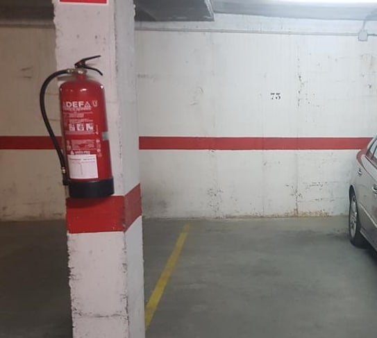 Garaje en venta  en Calle Guayaquil Cartagena Murcia