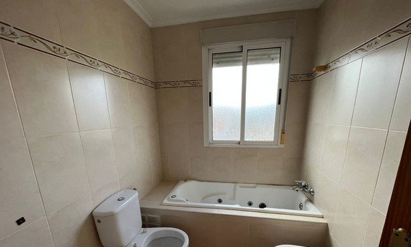 Unifamiliar Adosada en venta  en Avenida Blasco Ibaez Hondn De Los Frailes Alicante