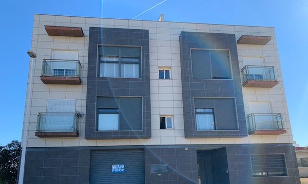 Local en venta en Calle Pio Baroja Cheste Valencia