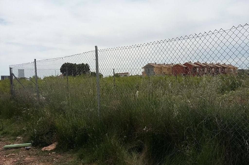 Urbanizable Programado en venta  en Calle Poligono Numero Tres Caudete De Las Fuentes Valencia