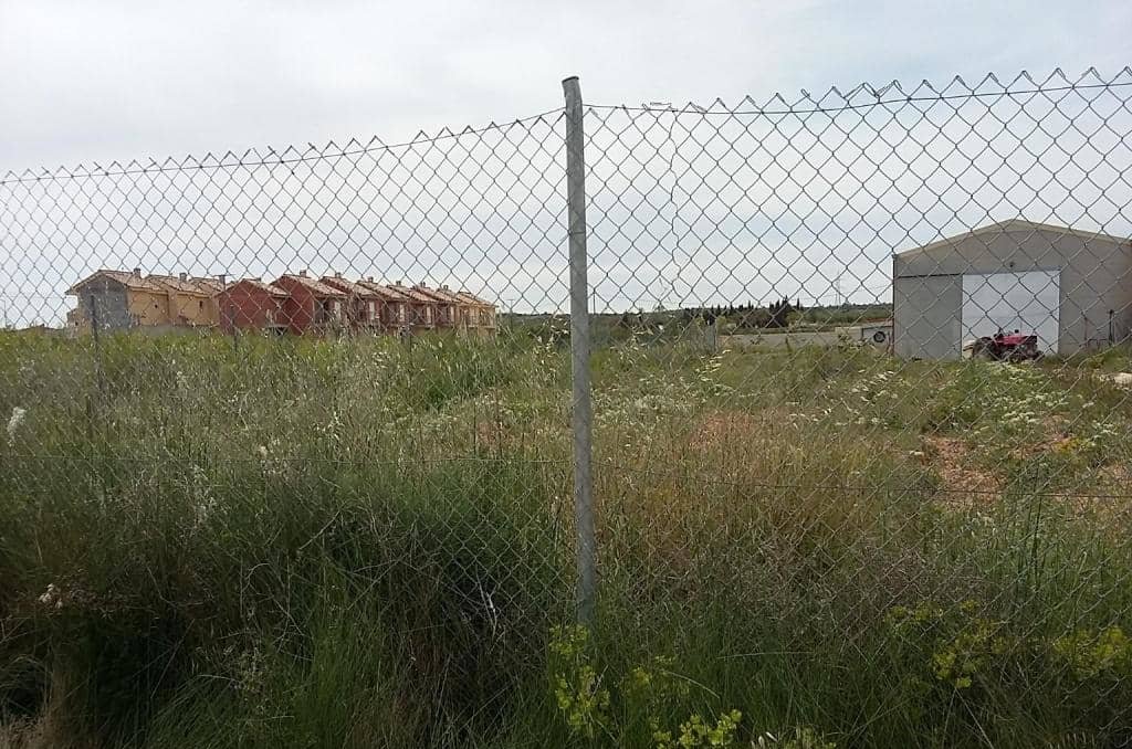 Urbanizable Programado en venta  en Calle Poligono Numero Tres Caudete De Las Fuentes Valencia