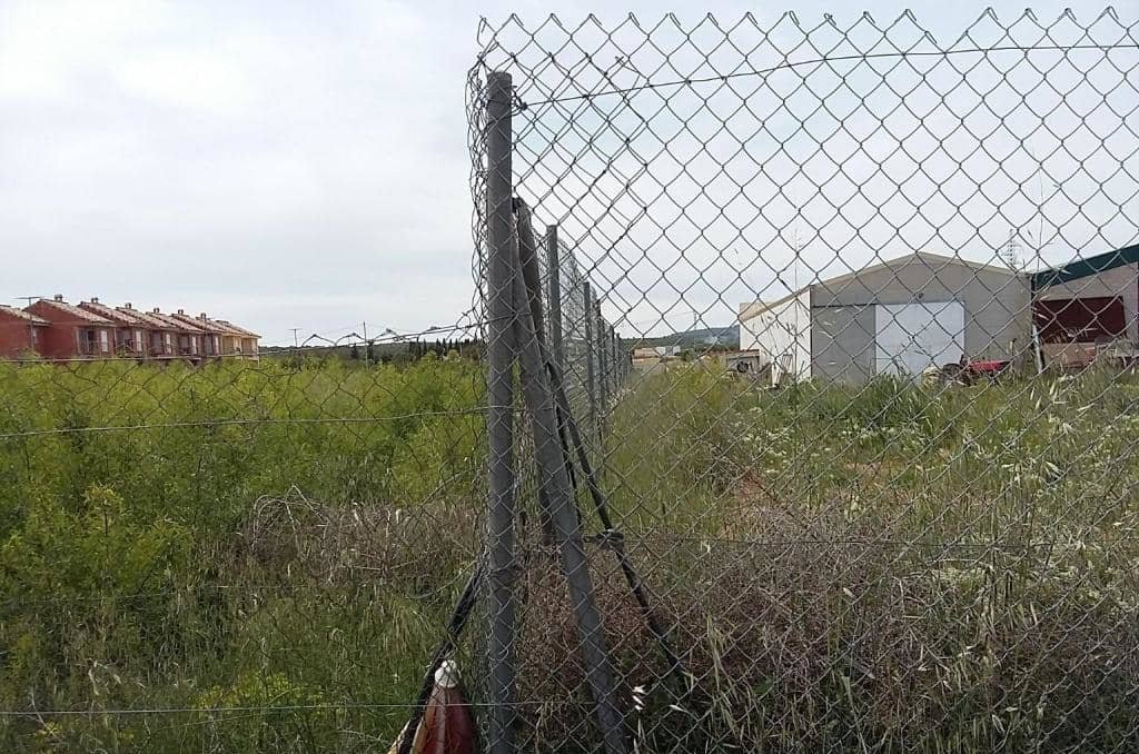 Urbanizable Programado en venta  en Calle Poligono Numero Tres Caudete De Las Fuentes Valencia
