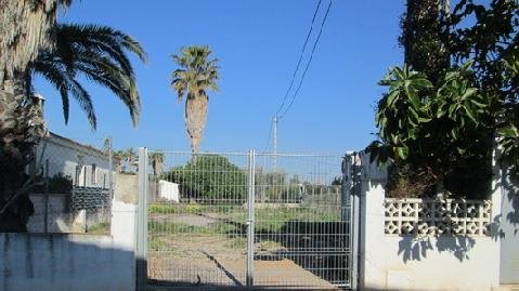 Terreno con edificación en AV. Francisco Baila, Vinar?s Castellón