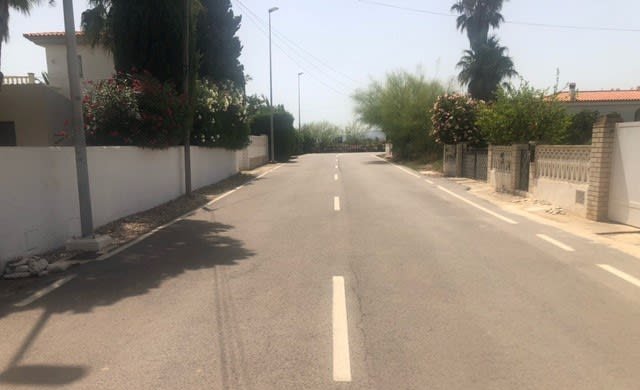 Terreno con edificación en AV. Francisco Baila, Vinar?s Castellón