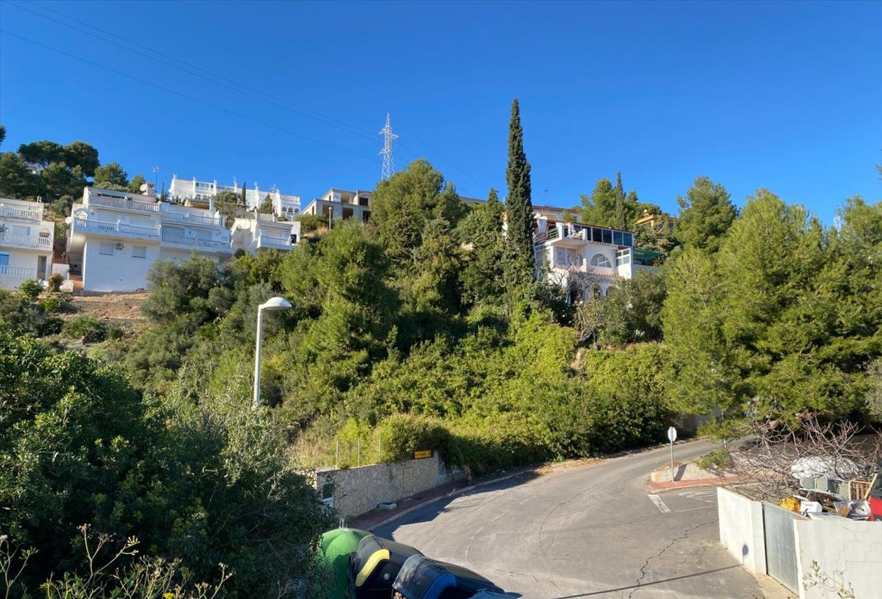 Venta de suelo urbano residencial por 9.700 con 99m en cdinamarca, urbanizacion las atalayas, parcela 415 en Peñíscola