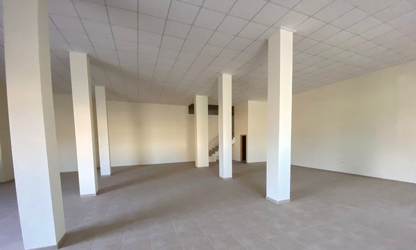 Local en venta en Novelda, Alicante