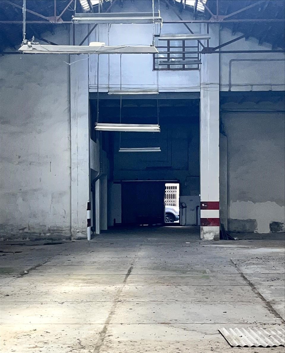 Compra local comercial por 346600 de 712m en ccalle planes de la baronia 12 AlcoyAlcoi