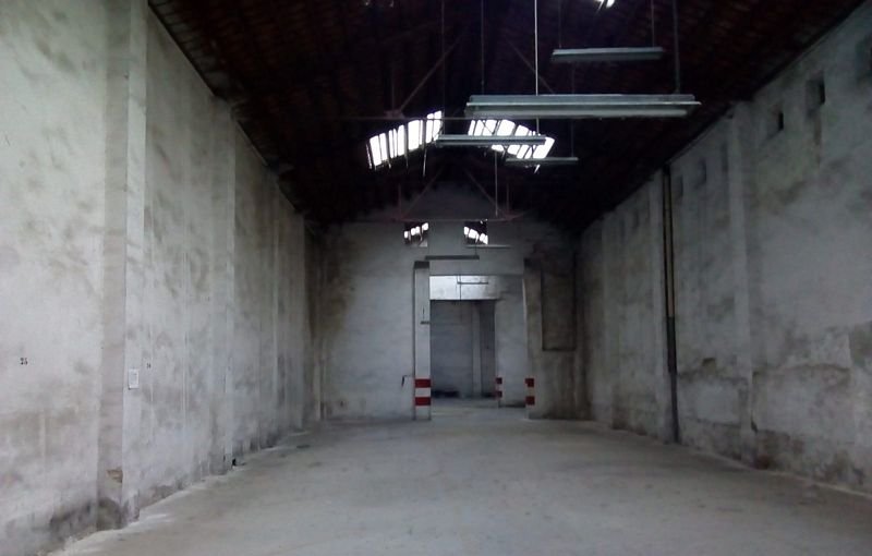Compra local comercial por 346600 de 712m en ccalle planes de la baronia 12 AlcoyAlcoi