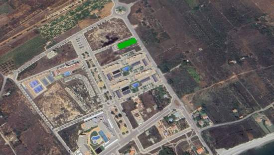 Edificio de viviendas en construcción detenida en Torreblanca - Castellón -