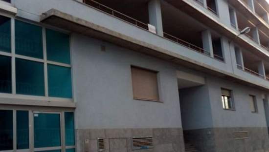 Compra piso en calle benidorm Moncofa por 89000 con 106m y 2 habitaciones