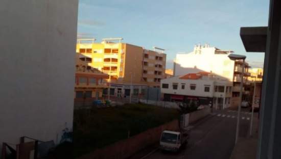 Compra piso en calle benidorm Moncofa por 89000 con 106m y 2 habitaciones