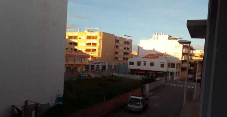 Compra piso en calle benidorm Moncofa por 89000 con 106m y 2 habitaciones