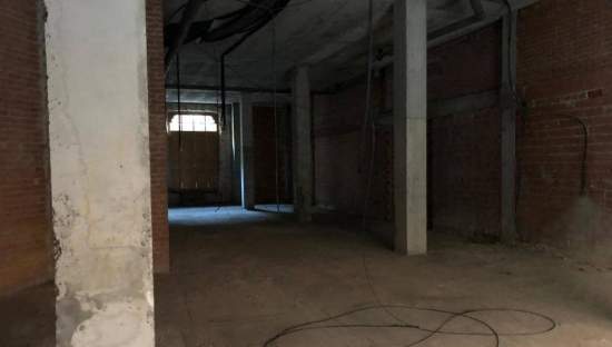 Local Comercial en venta  en Calle Casimiro Barello Morello Alcoy Alicante