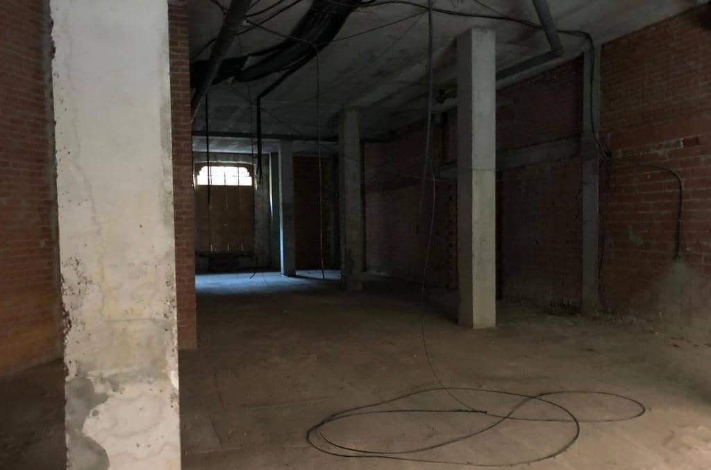 Local Comercial en venta  en Calle Casimiro Barello Morello Alcoy Alicante