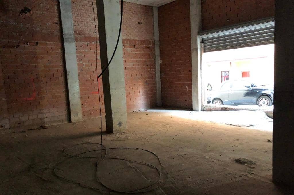 Local Comercial en venta  en Calle Casimiro Barello Morello Alcoy Alicante