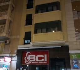 Se vende local comercial por 171000 de 205m en perfectas condiciones en calle francisco vicente rodriguez ElcheElx