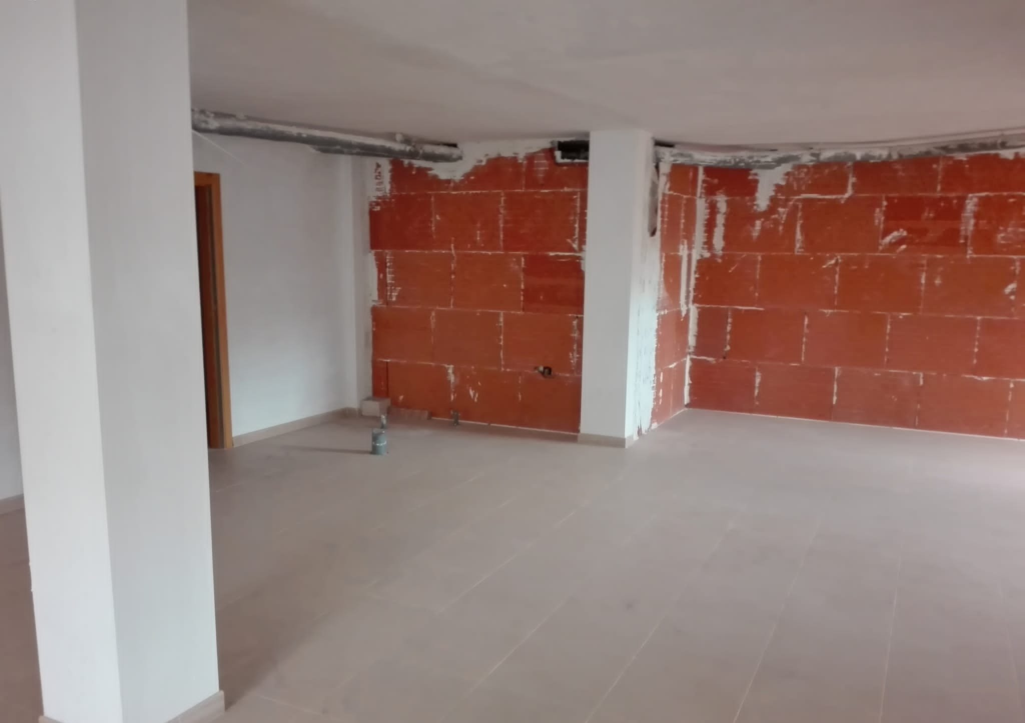 Local en venta en Almazora, Castellón