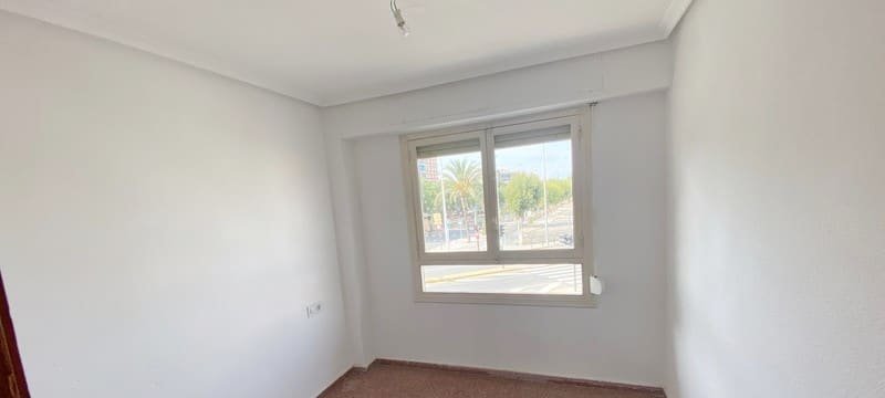 Piso en venta en Calle Joan Miro Elche Alicante