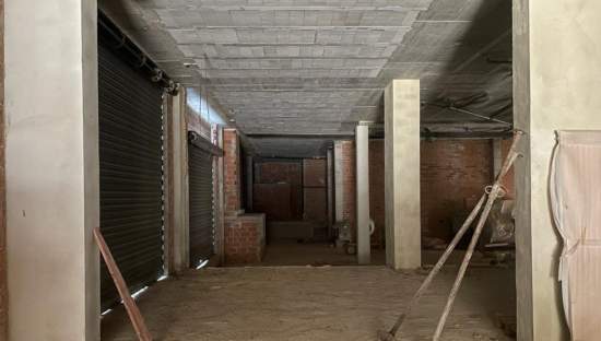 Se oferta local comercial en cclara campoamor en Cheste por 178.360 con 100m