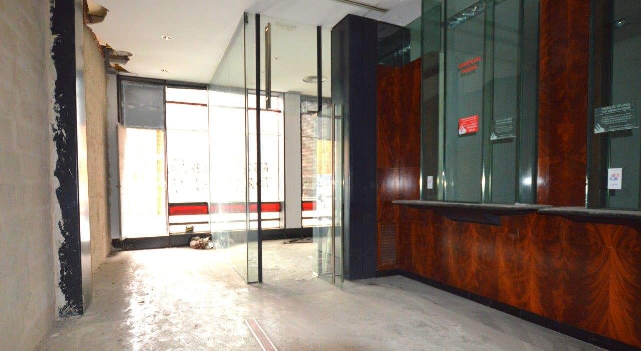Local en venta en Avenida Chapi, Bj, 03600, Elda Alicante