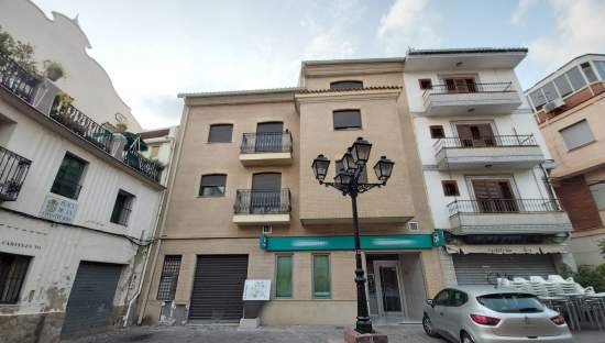 Local en venta en Serra, Valencia