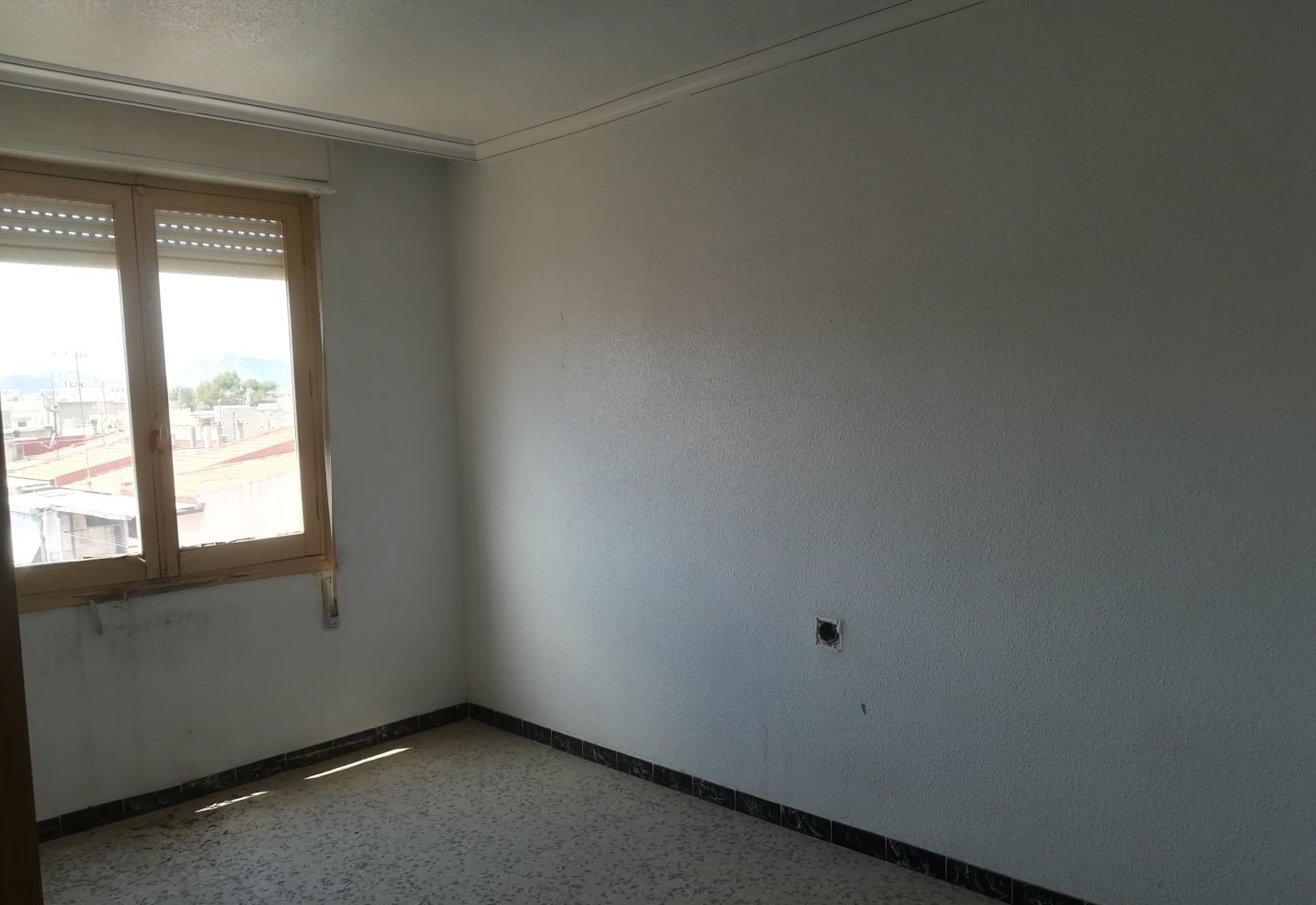 Piso en venta  en Calle Tirso De Molina Aspe Alicante