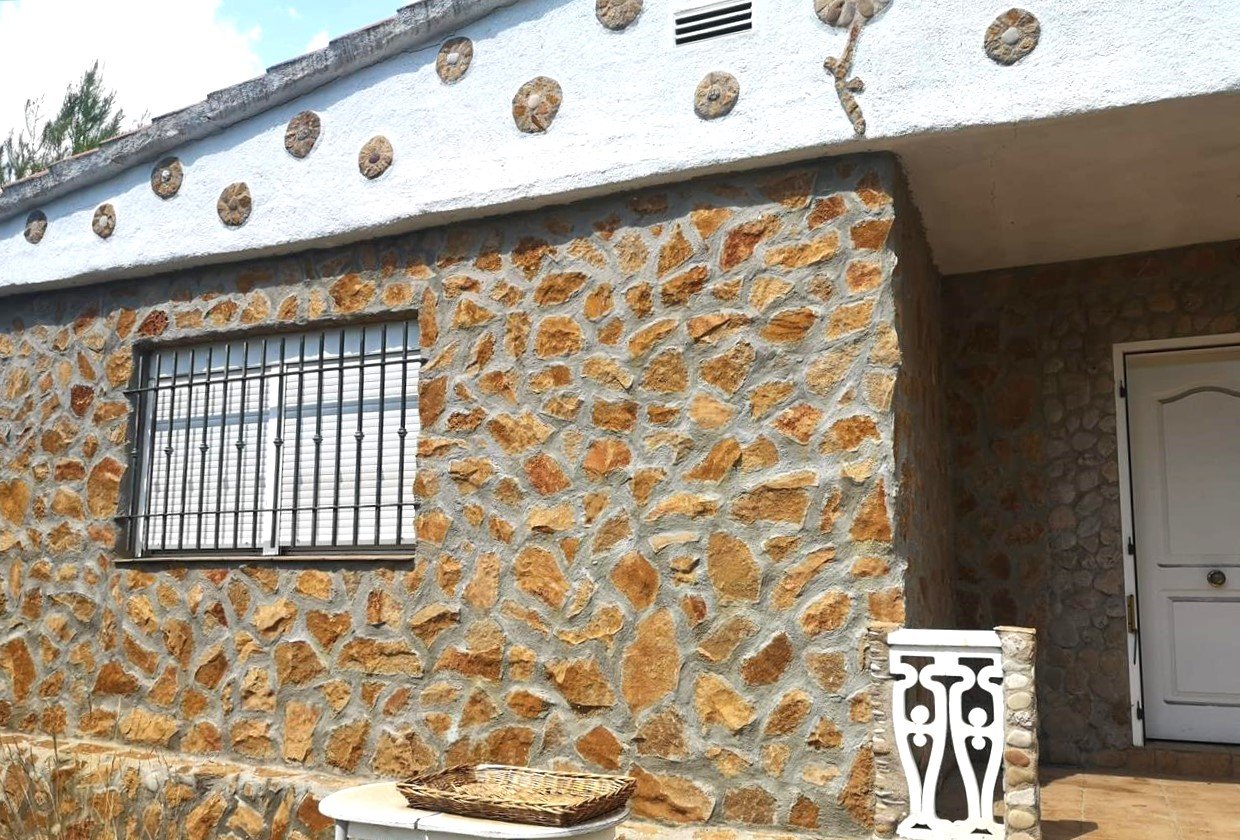 Casa en venta en Alcora, Castellón