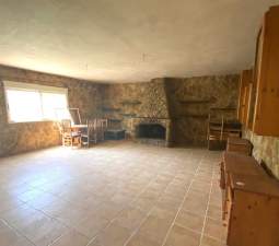 Casa en venta en Alcora, Castellón