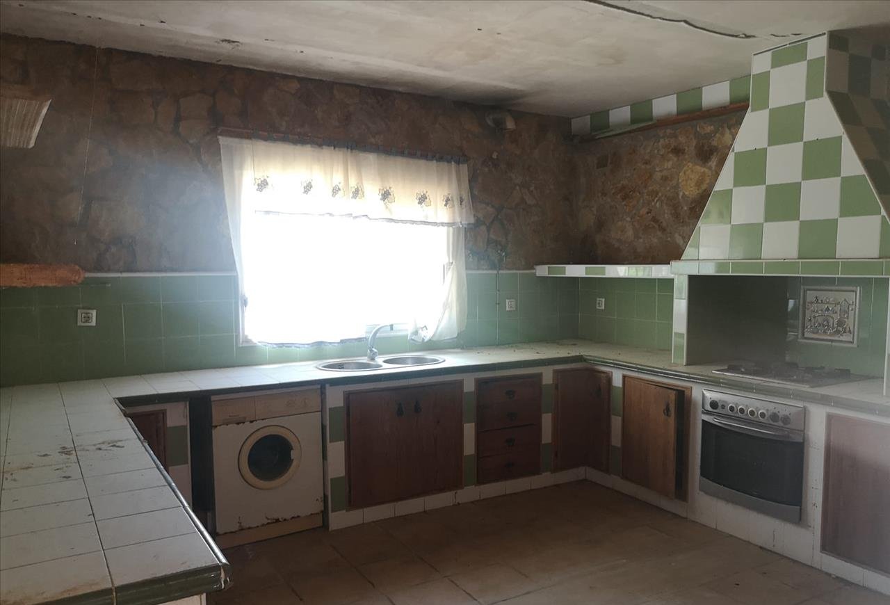 Casa en venta en Alcora, Castellón