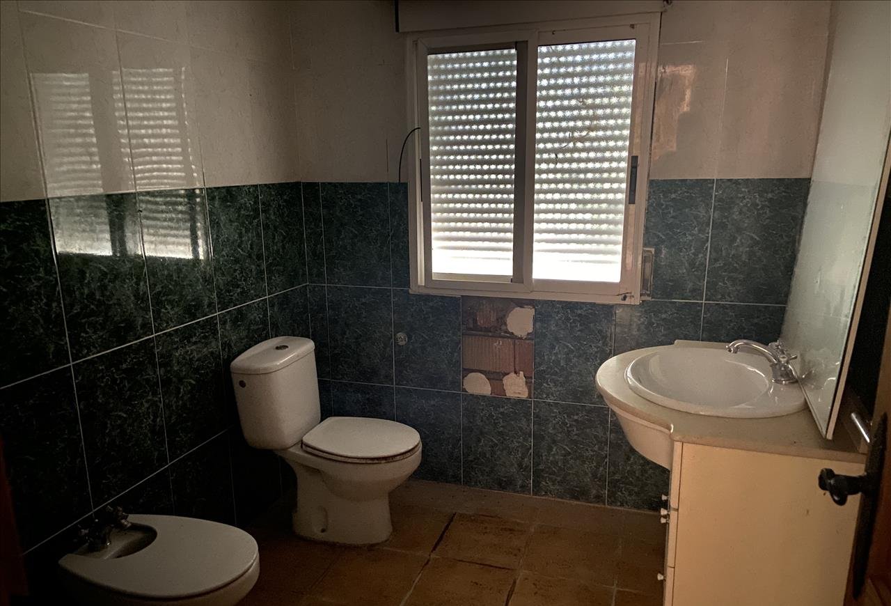 Casa en venta en Alcora, Castellón