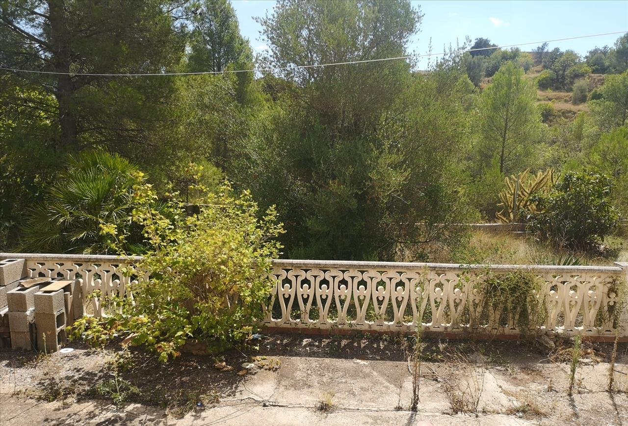 Casa en venta en Alcora, Castellón