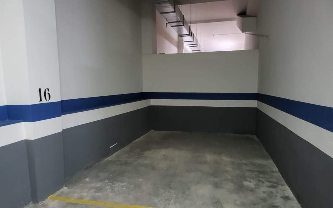 Garaje en venta  en Calle San Vicente Ferrer, Catarroja, Valencia