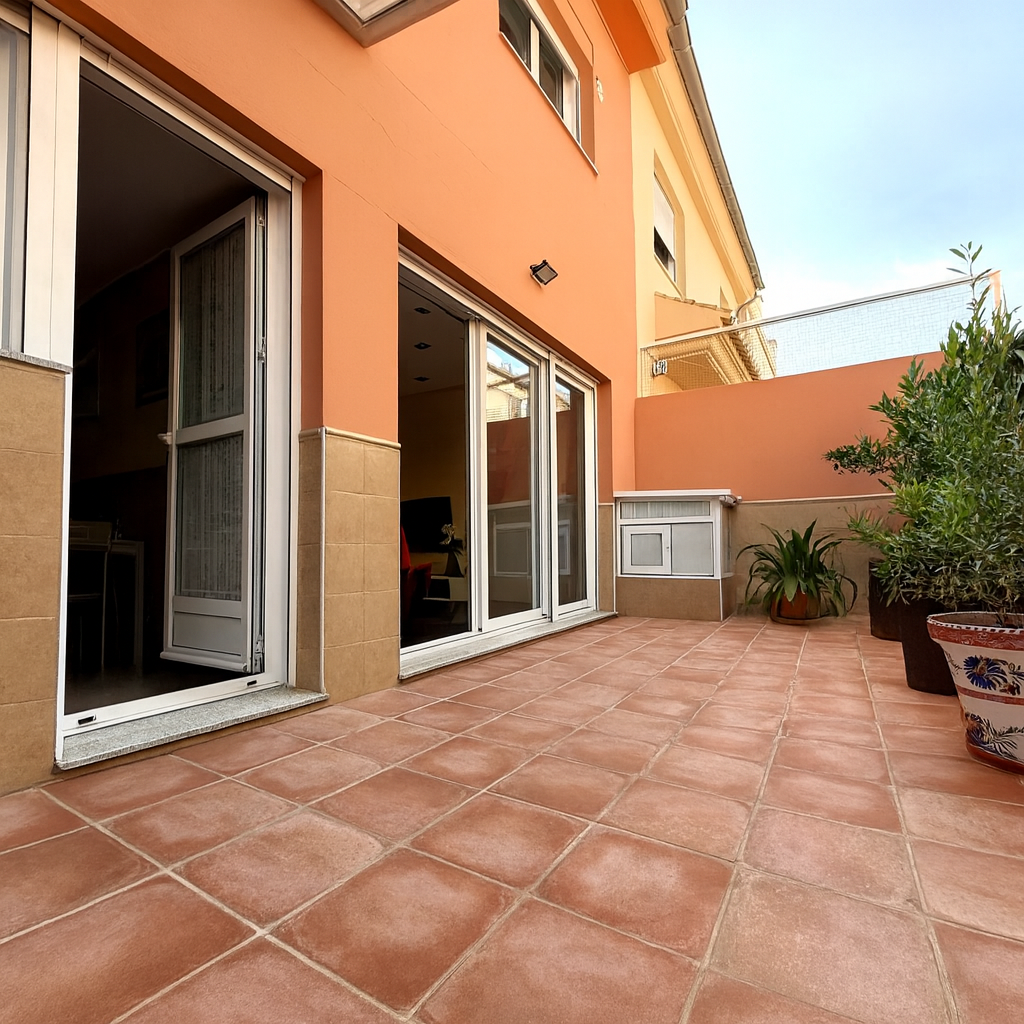Casa Adosada en venta en El Puig, Valencia