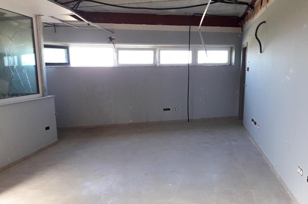 Nave en Partida Pedrera