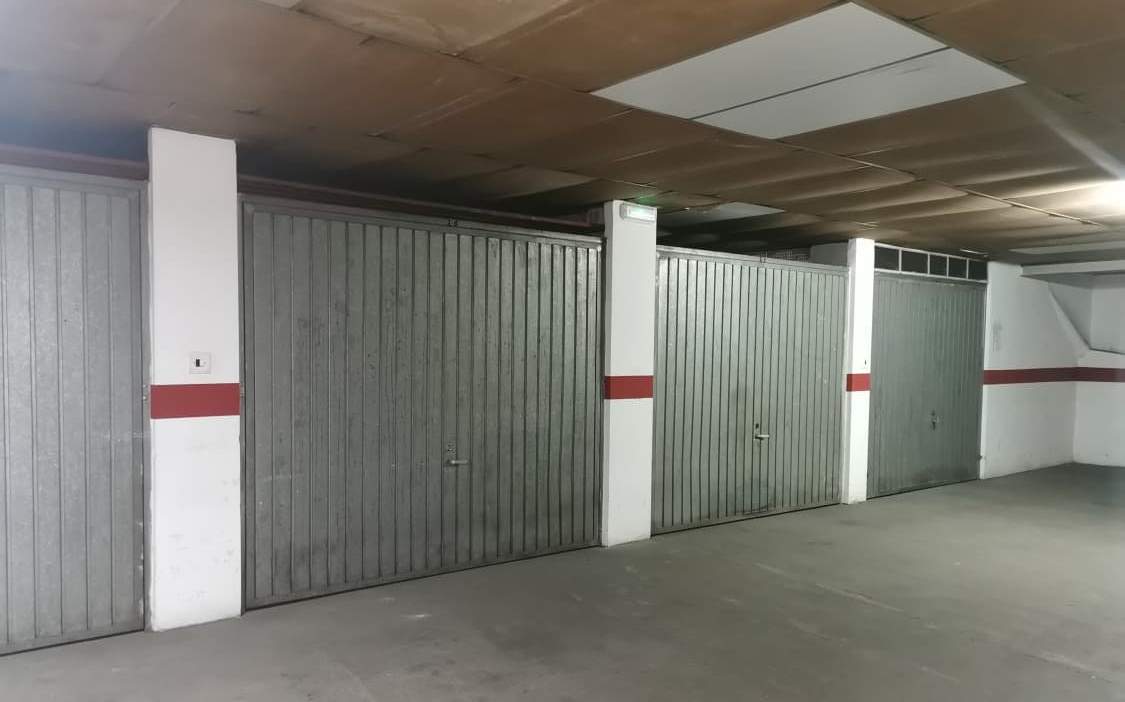 Garaje en venta  en Avenida Del Raval Gandia Valencia