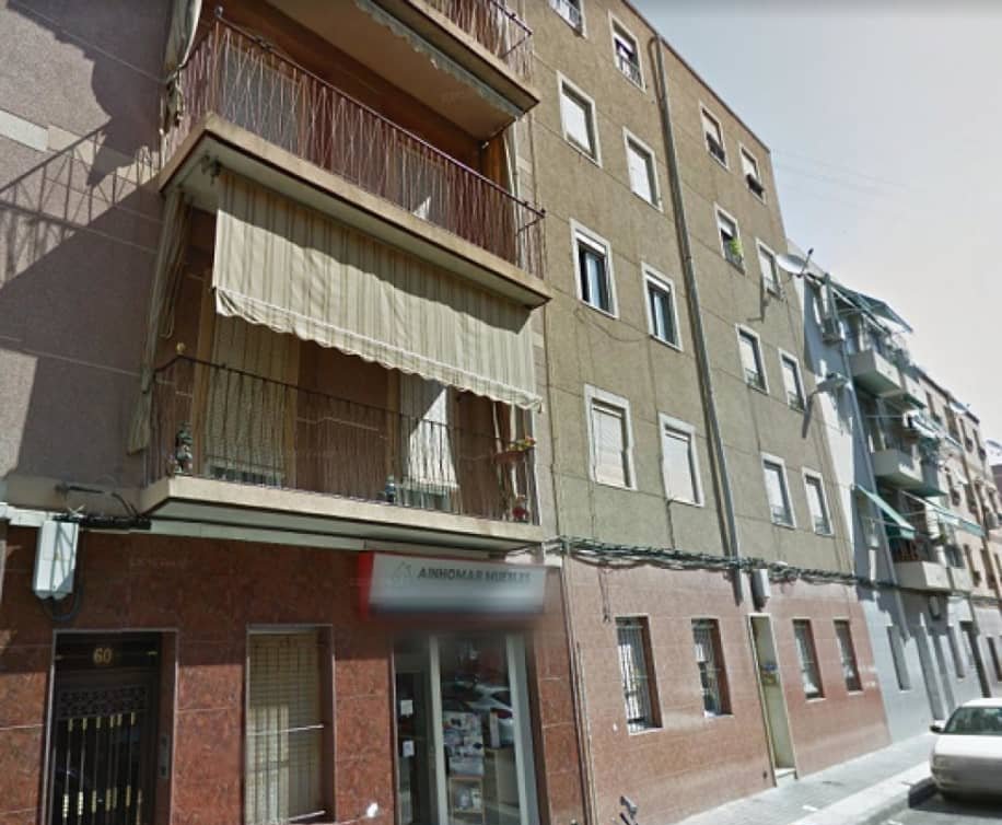 Piso en venta  en Calle Arturo Salvetti Pardo Elche Alicante