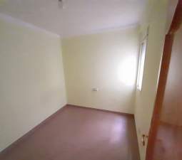 Piso en C Conde de Torrefiel - Valencia -