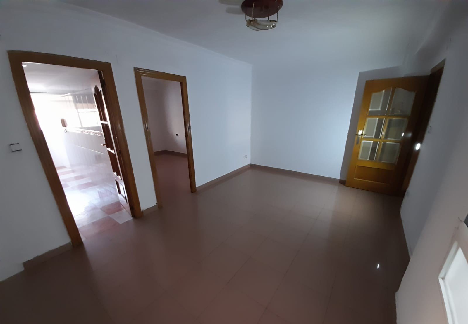 Piso en C Conde de Torrefiel - Valencia -