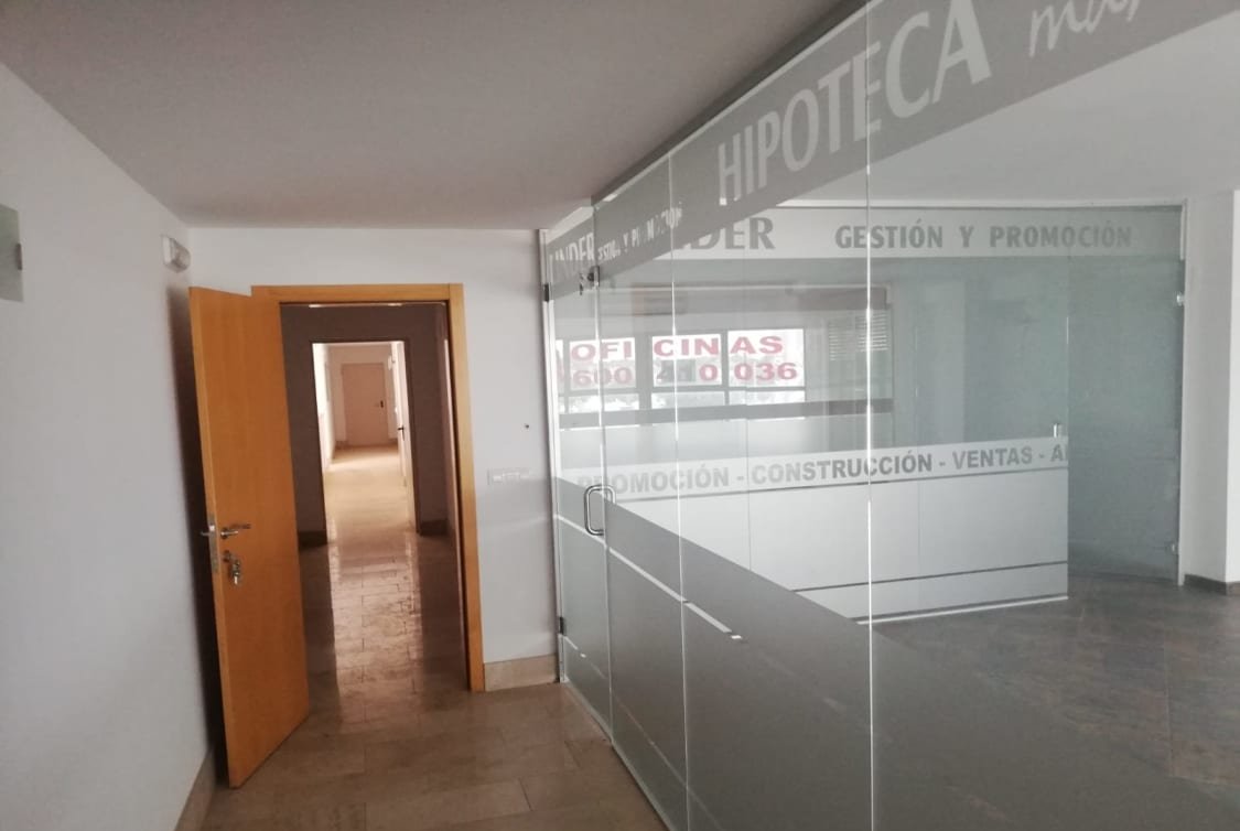Oficina en venta  en Avenida Valencia El Verger Alicante
