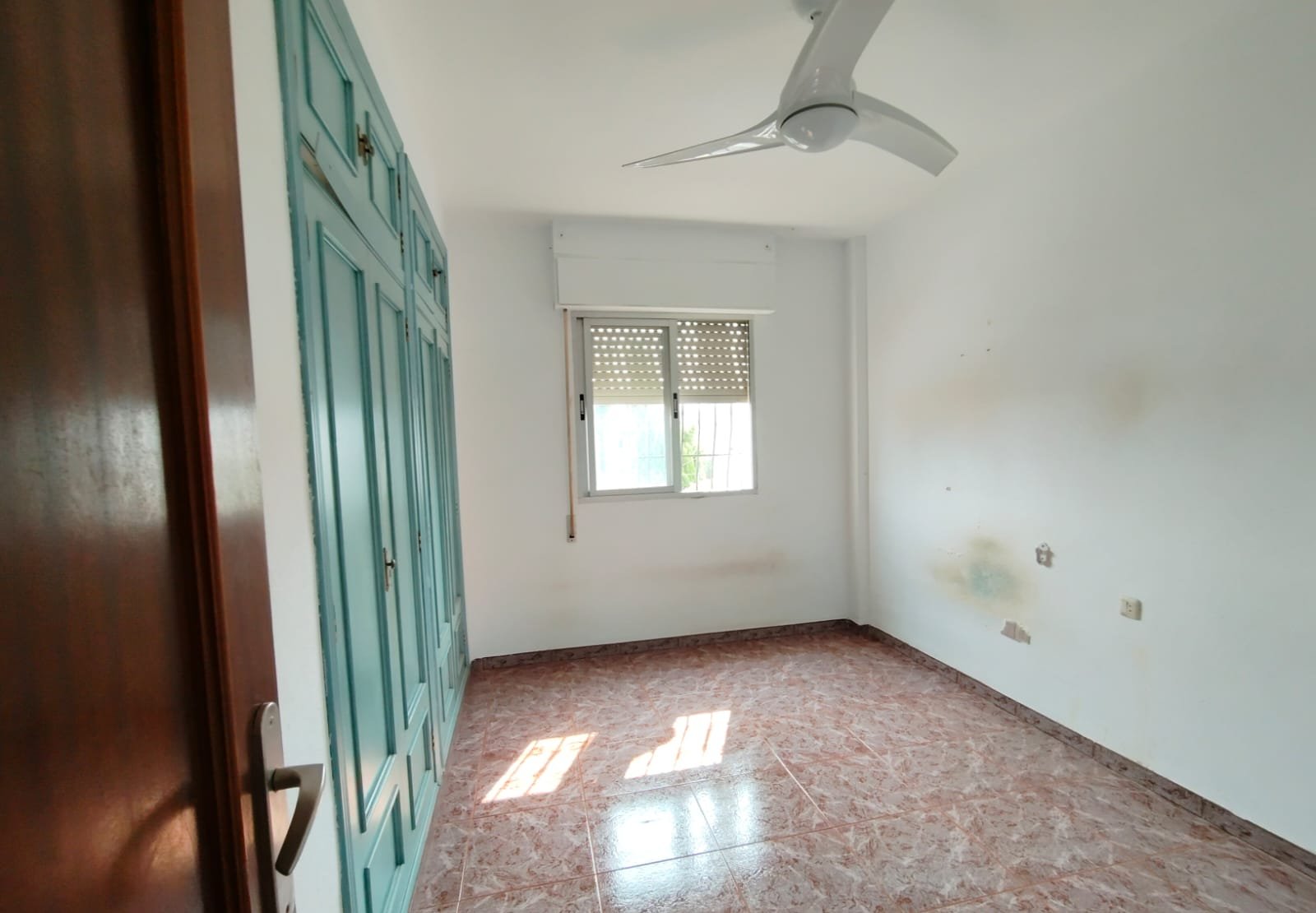 Casa adosada en C Vicent Andrés Estelles, Canals Valencia