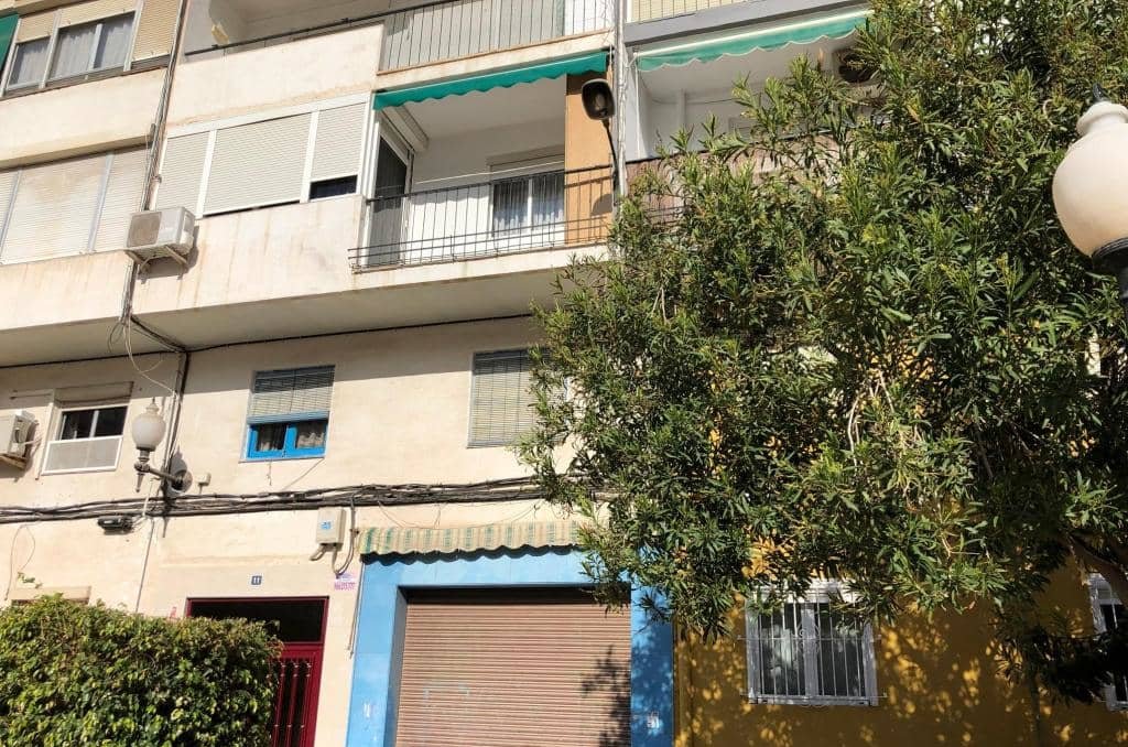 Local Comercial en venta  en Calle Enrique Madrid Alicante Alicante