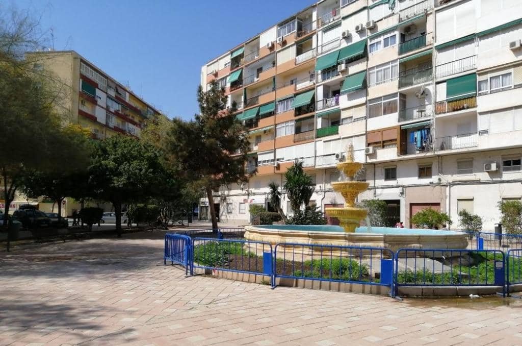Local Comercial en venta  en Calle Enrique Madrid Alicante Alicante