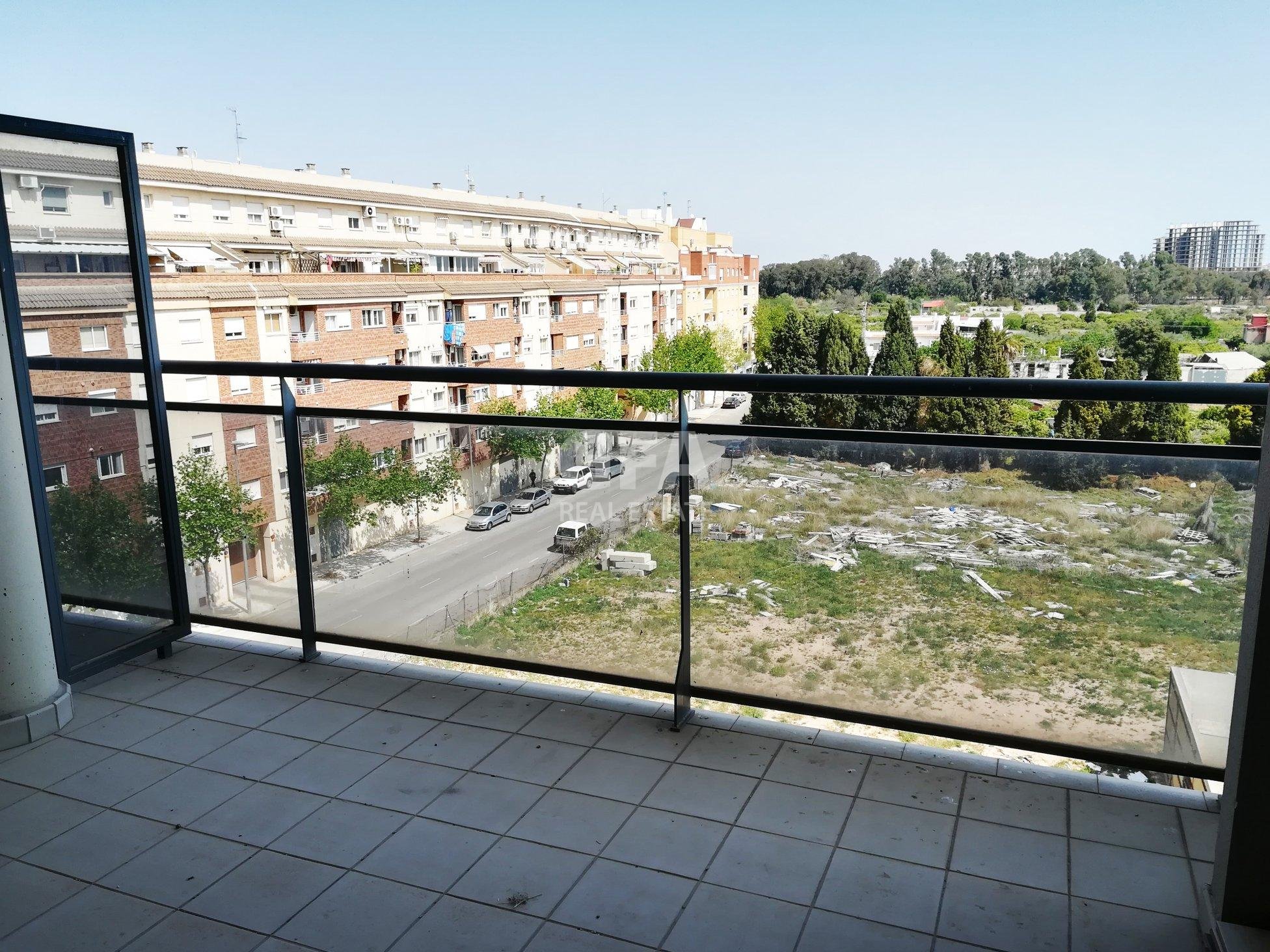 Garaje en Sagunto, Valencia