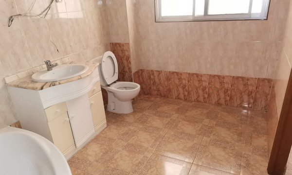 Local en venta en Puebla De Vallbona, Valencia