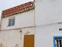 Casa Adosada en venta en Requena, Valencia