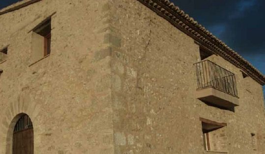 Finca rústica con edificaciones en Morella Castellón