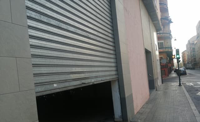 Local en venta en Avenida Tirant Lo Blanc Alcoy Alicante