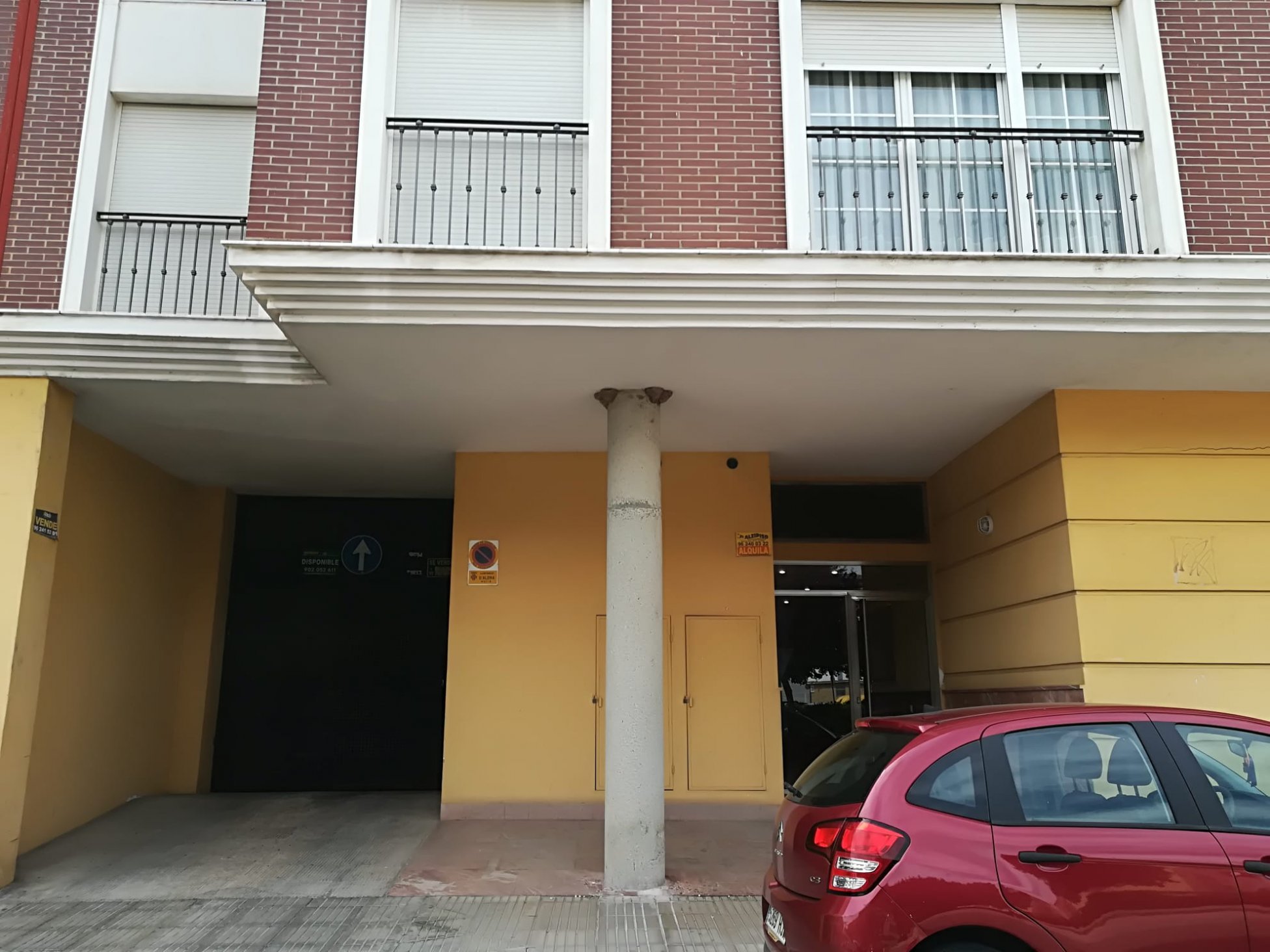 Garaje en venta en Alcira, Valencia