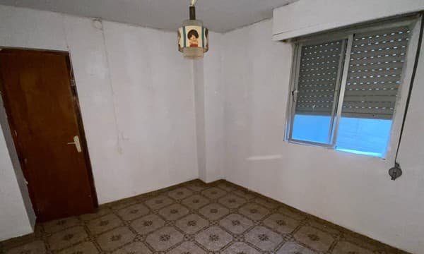 Piso en venta en Calle Colon Abarn Murcia